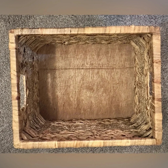 Set of 3 Nesting Baskets with Handles - Picture 9 of 11